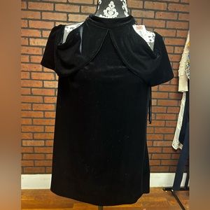 Photos unedited. No flaws. Like new.